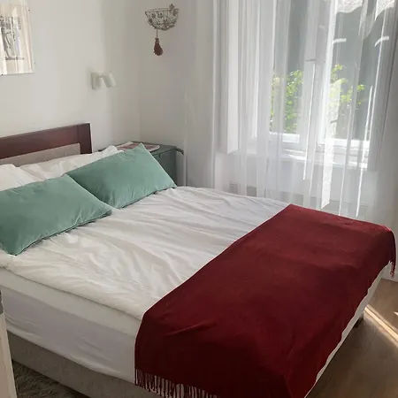 Kertesz-haz Guest house